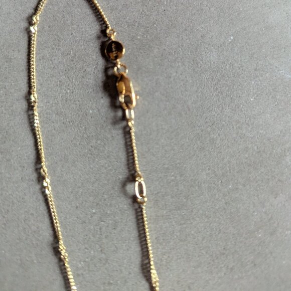 Missoma x Lucy Williams Gold Ridge Cross Necklace - Picture 13 of 16